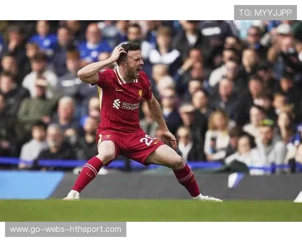 利物浦连续反击冲击对手禁区外沿,若塔再次打出关键一脚